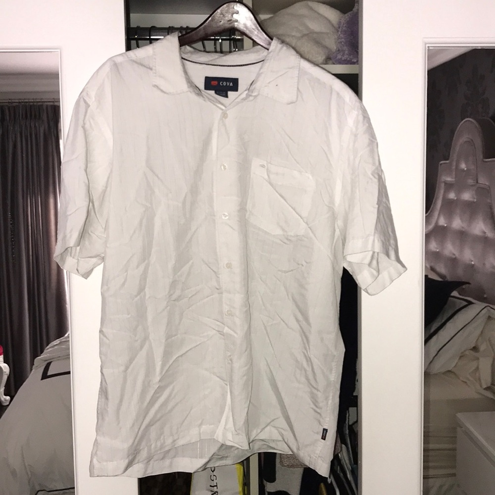White shirt sleeve button up shirt
